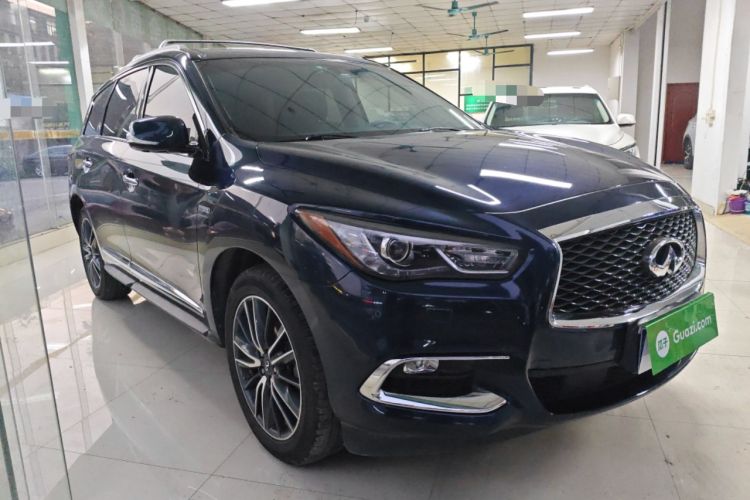 Used Infiniti QX60 2018 2.5 S/C Hybrid Two-Wheel-Drive Champion Family Edition Front Right 45 Deg