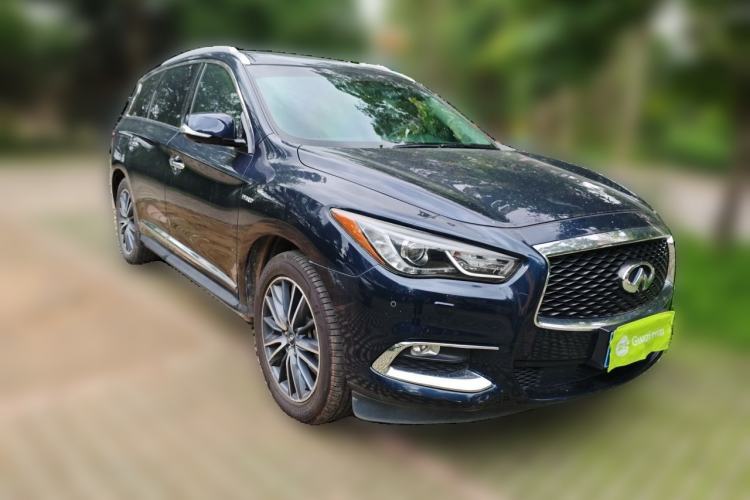 Used Infiniti QX60 2018 2.5 S/C Hybrid Two-Wheel-Drive Champion Family Edition Front Right 45 Deg