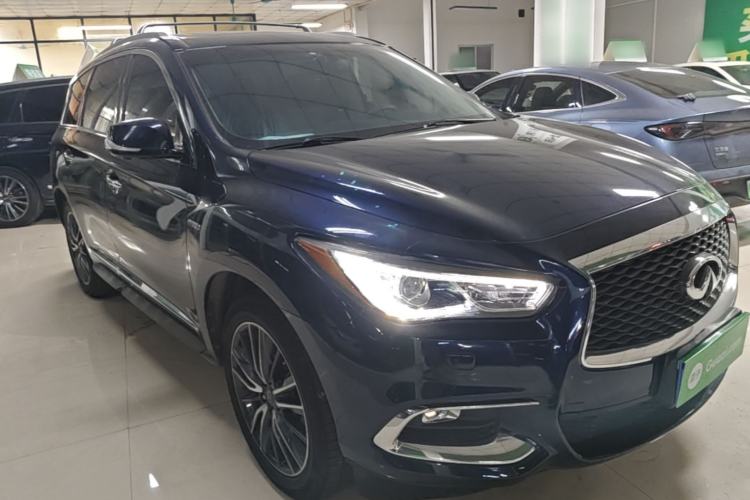 Used Infiniti QX60 2018 2.5 S/C Hybrid Two-Wheel-Drive Champion Family Edition Front Right 45 Deg