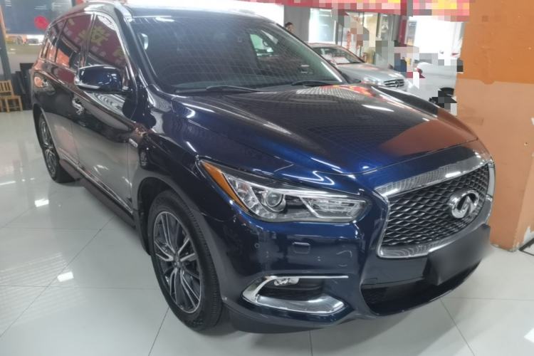 Used Infiniti QX60 2018 2.5 S/C Hybrid Two-Wheel-Drive Excellence Edition China VI Standard Front Right 45 Deg