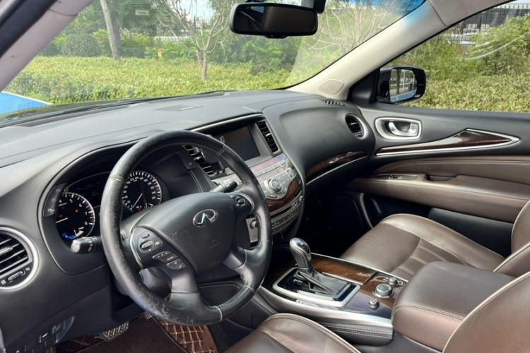 Used Infiniti QX60 2018 2.5 S/C Hybrid Two-Wheel-Drive Excellence Edition China VI Standard Gear Lever