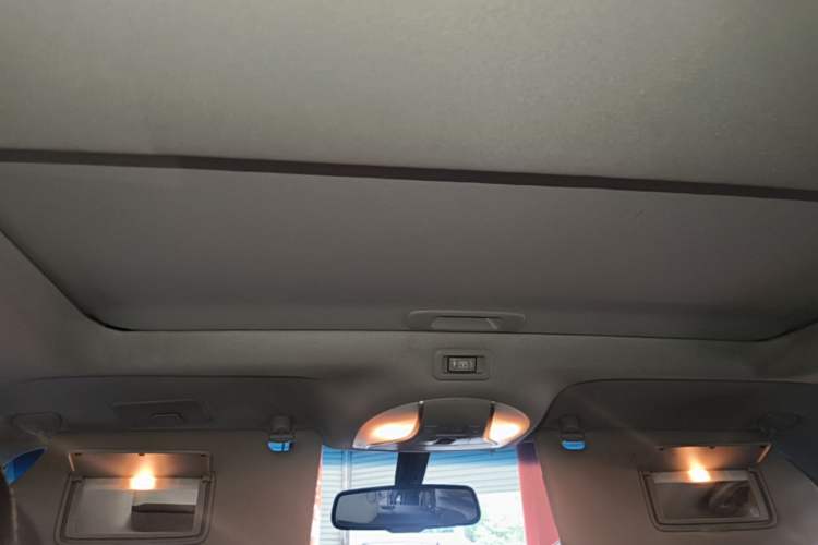 Used Infiniti QX60 2018 2.5 S/C Hybrid Two-Wheel-Drive Champion Family Edition Headliner