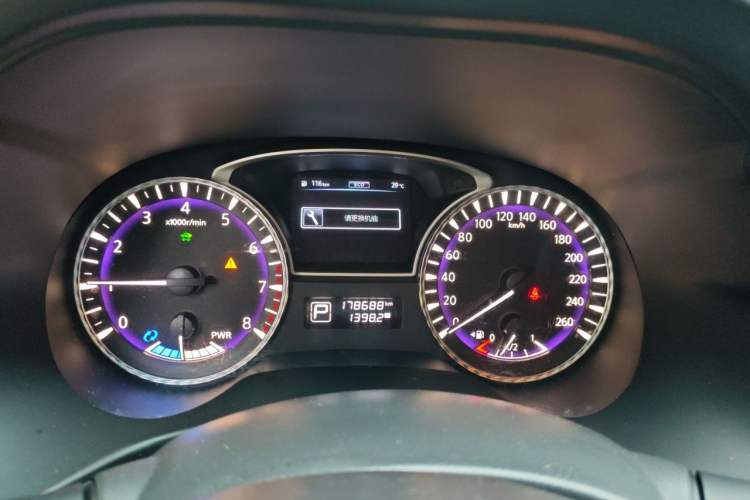 Used Infiniti QX60 2018 2.5 S/C Hybrid Two-Wheel-Drive Champion Family Edition Instrument Cluster