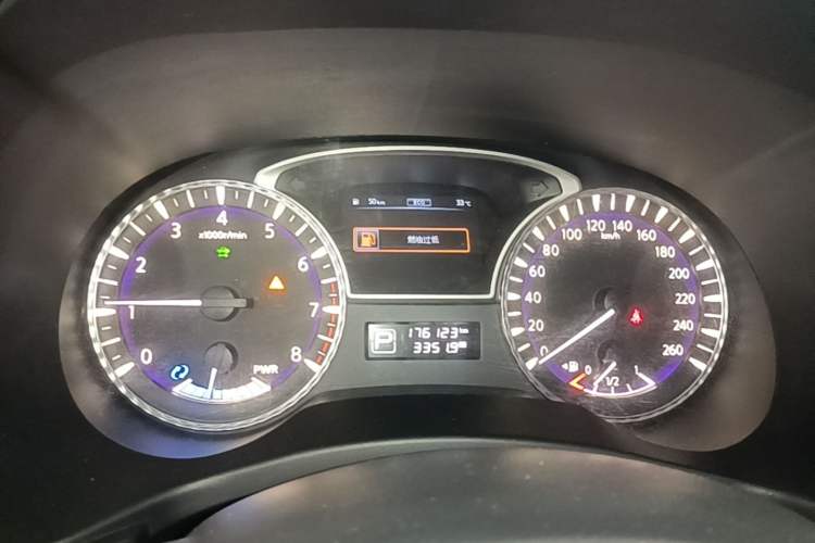Used Infiniti QX60 2018 2.5 S/C Hybrid Two-Wheel-Drive Champion Family Edition Instrument Cluster