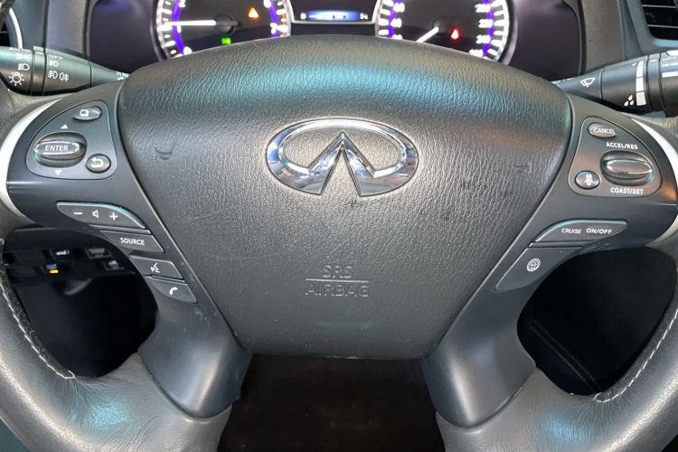 Used Infiniti QX60 2018 2.5 S/C Hybrid Four-Wheel Drive All-Terrain Version China VI Standard Interior 10