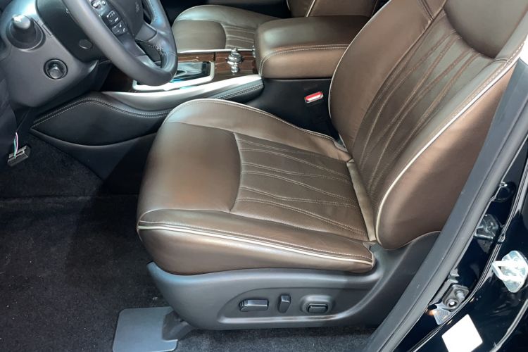 Used Infiniti QX60 2018 2.5 S/C Hybrid Four-Wheel Drive All-Terrain Version China VI Standard Interior 2