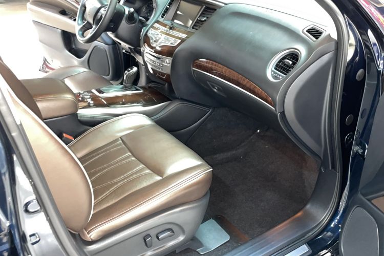 Used Infiniti QX60 2018 2.5 S/C Hybrid Four-Wheel Drive All-Terrain Version China VI Standard Interior 4