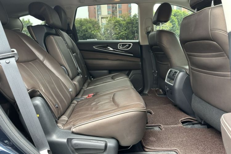 Used Infiniti QX60 2018 2.5 S/C Hybrid Two-Wheel-Drive Excellence Edition China VI Standard Interior 8