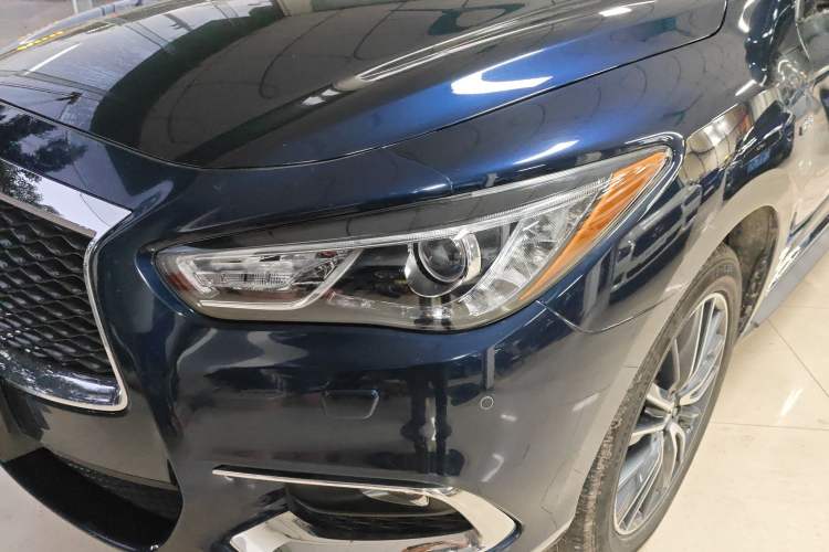 Used Infiniti QX60 2018 2.5 S/C Hybrid Two-Wheel-Drive Champion Family Edition Left Front Headlight
