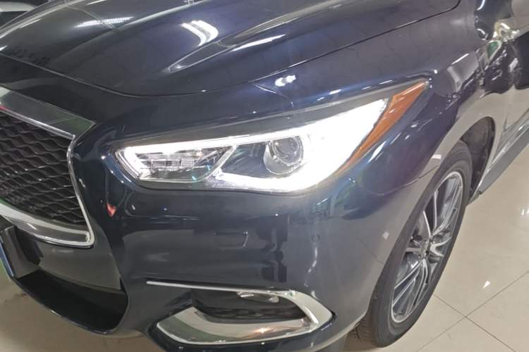 Used Infiniti QX60 2018 2.5 S/C Hybrid Two-Wheel-Drive Champion Family Edition Left Front Headlight