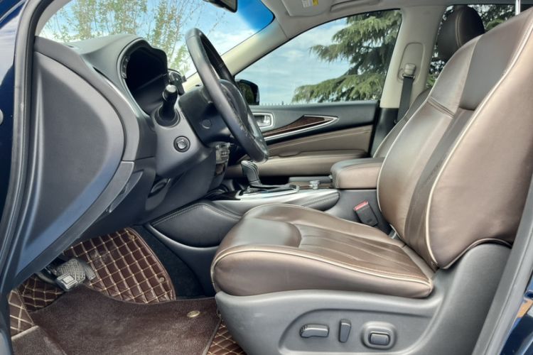 Used Infiniti QX60 2018 2.5 S/C Hybrid Two-Wheel-Drive Excellence Edition China VI Standard Left Front Seat