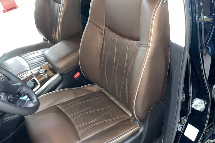 Used Infiniti QX60 2018 2.5 S/C Hybrid Four-Wheel Drive All-Terrain Version China VI Standard Left Front Seat