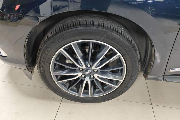 Used Infiniti QX60 2018 2.5 S/C Hybrid Two-Wheel-Drive Champion Family Edition Left Front Wheel Hub