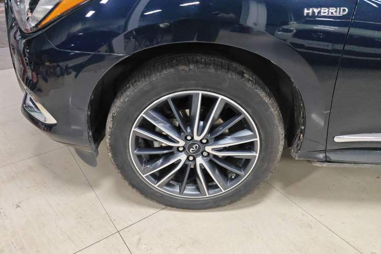 Used Infiniti QX60 2018 2.5 S/C Hybrid Two-Wheel-Drive Champion Family Edition Left Front Wheel Hub