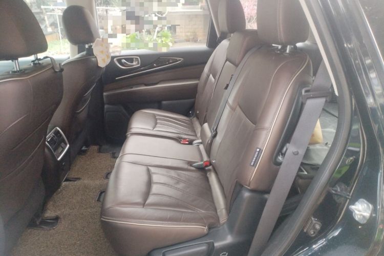 Used Infiniti QX60 2018 2.5 S/C Hybrid Two-Wheel-Drive Champion Family Edition Left Rear Seat
