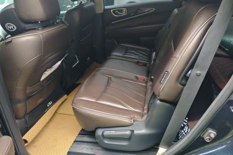 Used Infiniti QX60 2018 2.5 S/C Hybrid Two-Wheel-Drive Champion Family Edition Left Rear Seat