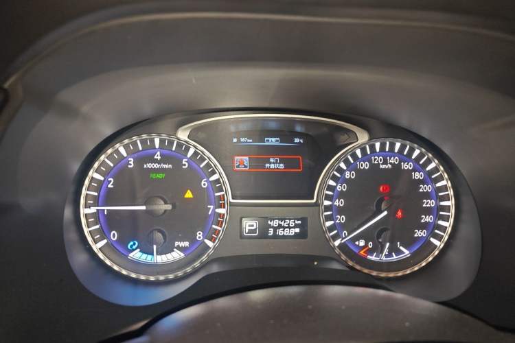 Used Infiniti QX60 2018 2.5 S/C Hybrid Two-Wheel-Drive Excellence Edition China VI Standard Odometer Close Up