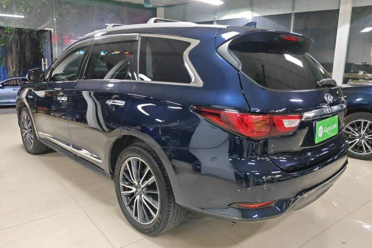 Used Infiniti QX60 2018 2.5 S/C Hybrid Two-Wheel-Drive Champion Family Edition Rear Left 45 Deg