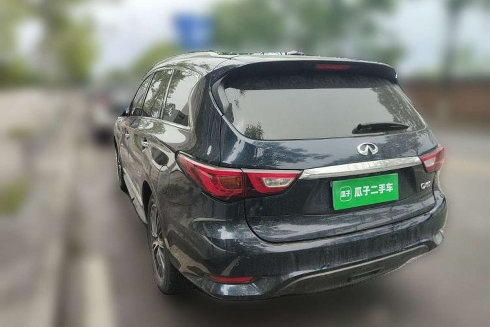 Used Infiniti QX60 2018 2.5 S/C Hybrid Two-Wheel-Drive Champion Family Edition Rear Left 45 Deg