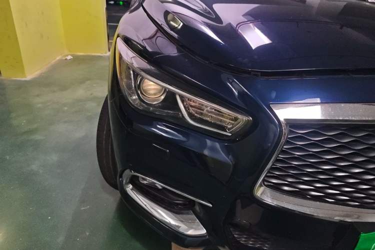 Used Infiniti QX60 2018 2.5 S/C Hybrid Two-Wheel-Drive Excellence Edition China VI Standard Right Front Headlight