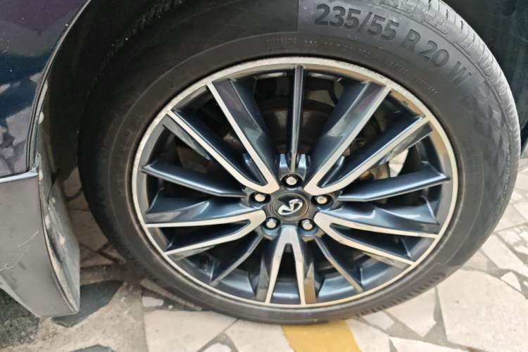 Used Infiniti QX60 2018 2.5 S/C Hybrid Two-Wheel-Drive Champion Family Edition Right Front Wheel Hub