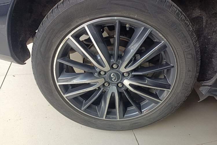 Used Infiniti QX60 2018 2.5 S/C Hybrid Two-Wheel-Drive Champion Family Edition Right Rear Wheel Hub
