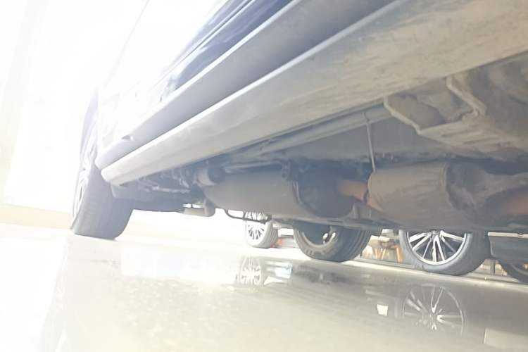 Used Infiniti QX60 2018 2.5 S/C Hybrid Two-Wheel-Drive Champion Family Edition Right Side Sill