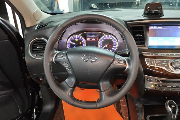 Used Infiniti QX60 2018 2.5 S/C Hybrid Two-Wheel-Drive Excellence Edition China VI Standard Steering Wheel