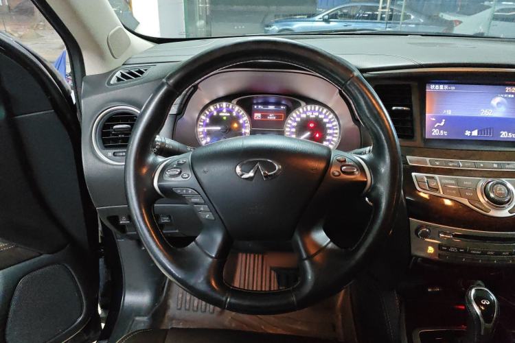 Used Infiniti QX60 2018 2.5 S/C Hybrid Two-Wheel-Drive Champion Family Edition Steering Wheel