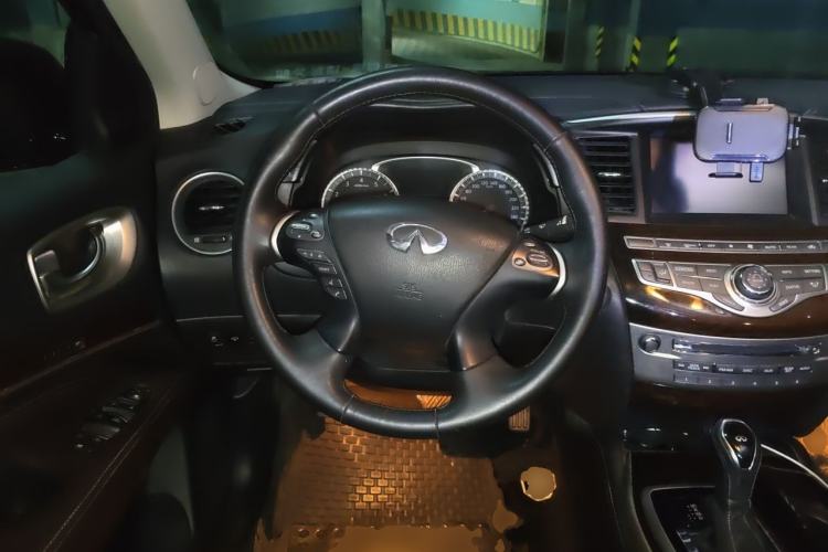 Used Infiniti QX60 2018 2.5 S/C Hybrid Two-Wheel-Drive Champion Family Edition Steering Wheel