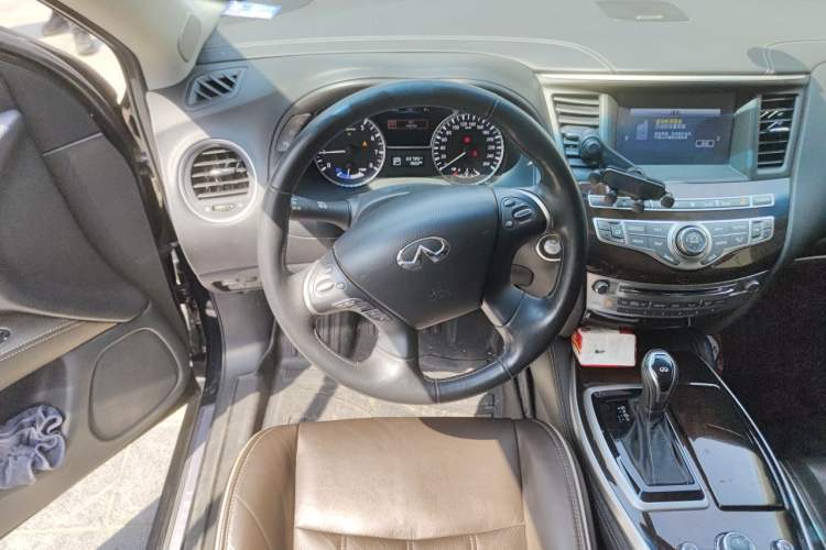Used Infiniti QX60 2018 2.5 S/C Hybrid Two-Wheel-Drive Champion Family Edition Steering Wheel