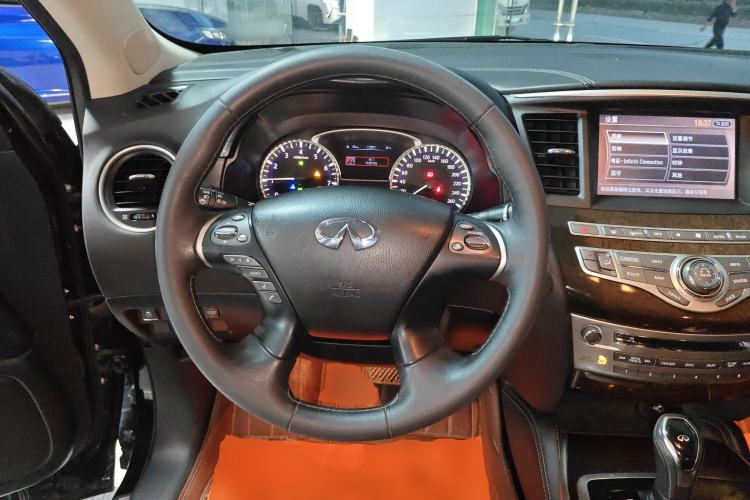 Used Infiniti QX60 2018 2.5 S/C Hybrid Two-Wheel-Drive Champion Family Edition Steering Wheel