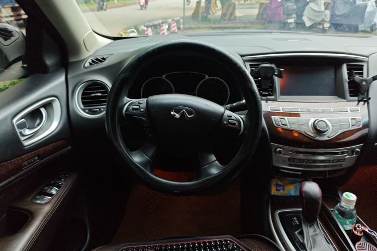 Used Infiniti QX60 2018 2.5 S/C Hybrid Two-Wheel-Drive Champion Family Edition Steering Wheel