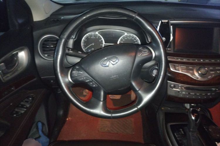 Used Infiniti QX60 2018 2.5 S/C Hybrid Two-Wheel-Drive Champion Family Edition Steering Wheel