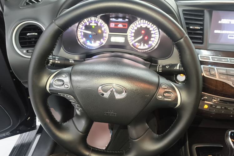 Used Infiniti QX60 2018 2.5 S/C Hybrid Two-Wheel-Drive Champion Family Edition Steering Wheel