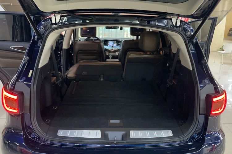 Used Infiniti QX60 2018 2.5 S/C Hybrid Four-Wheel Drive All-Terrain Version China VI Standard Trunk