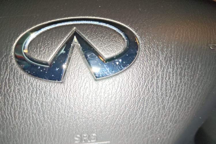 Used Infiniti QX60 2018 2.5 S/C Hybrid Two-Wheel-Drive Champion Family Edition Vehicle Key