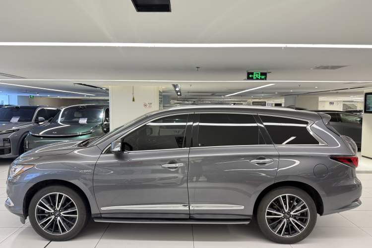 Used Infiniti QX60 2018 2.5 S/C Hybrid Two-Wheel-Drive Excellence Edition China VI Standard Exterior 3