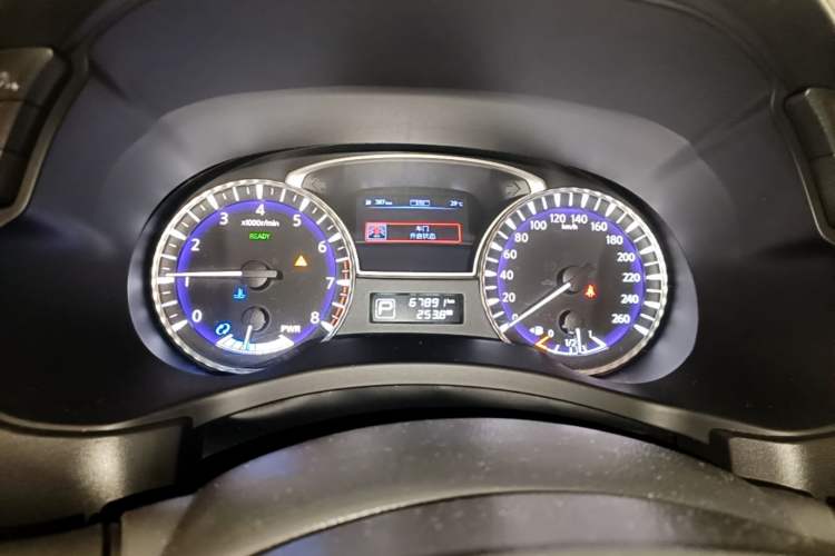 Used Infiniti QX60 2018 2.5 S/C Hybrid Two-Wheel-Drive Excellence Edition China VI Standard Instrument Cluster