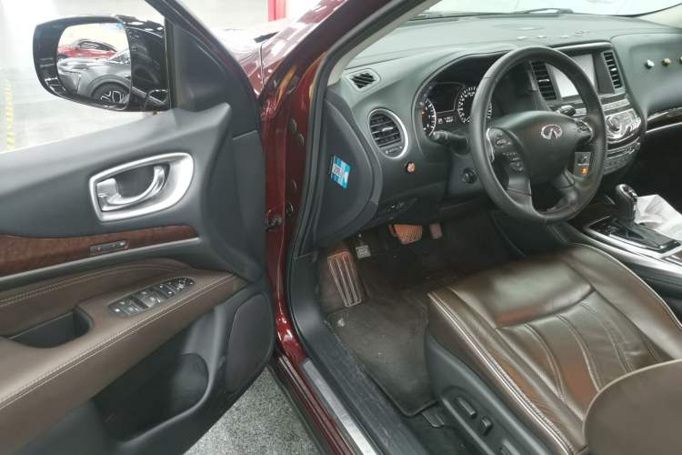 Used Infiniti QX60 2018 2.5 S/C Hybrid Two-Wheel-Drive Excellence Edition China VI Standard Driver Seat