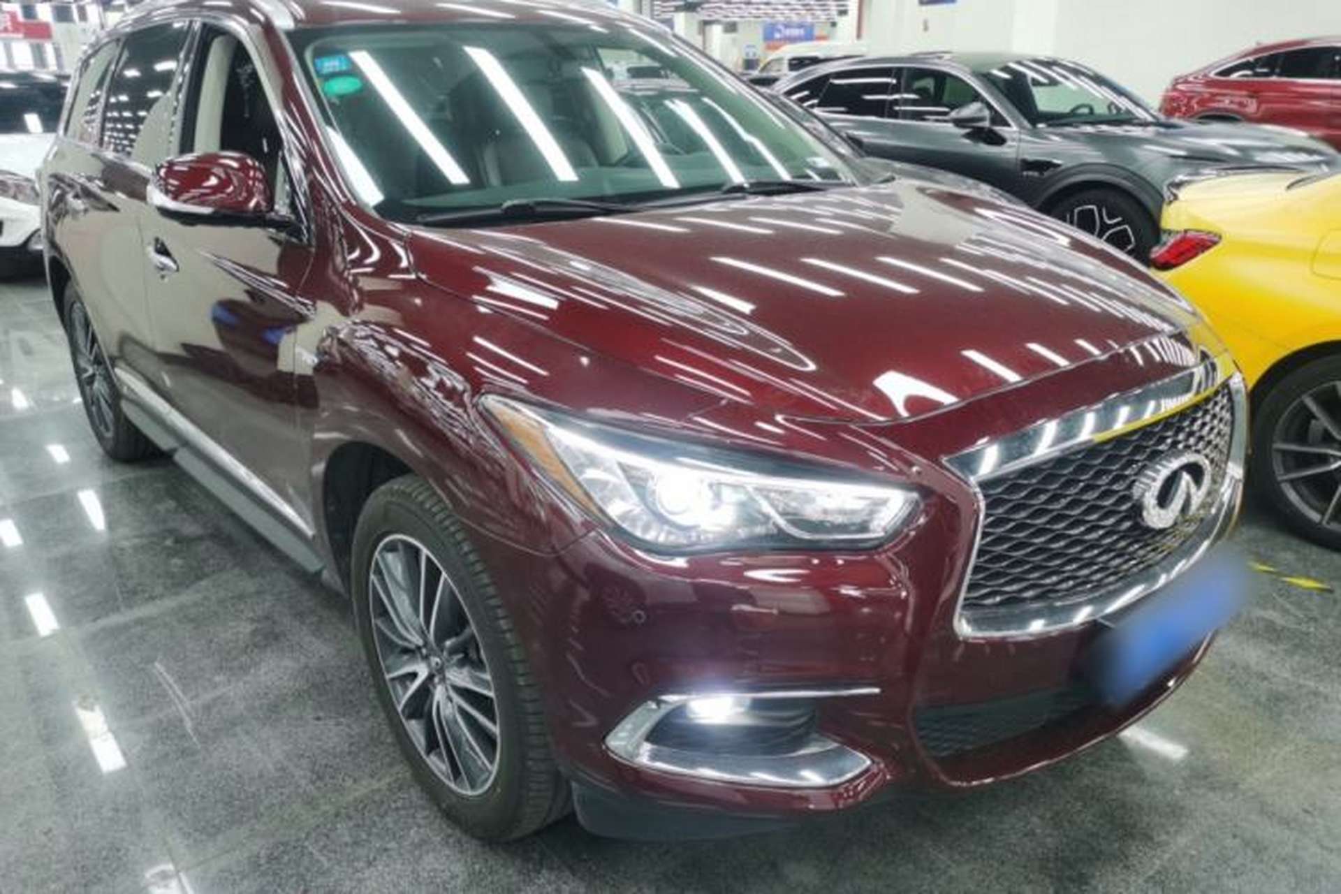 Used Infiniti QX60 2018 2.5 S/C Hybrid Two-Wheel-Drive Excellence Edition China VI Standard Exterior 1