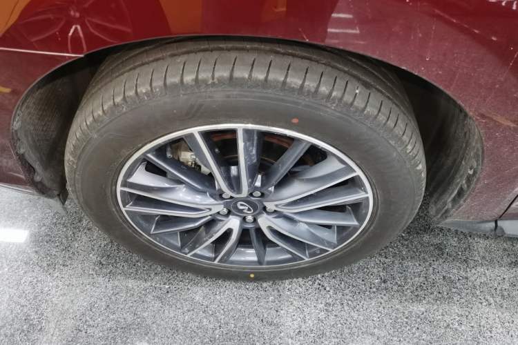 Used Infiniti QX60 2018 2.5 S/C Hybrid Two-Wheel-Drive Excellence Edition China VI Standard Exterior 4