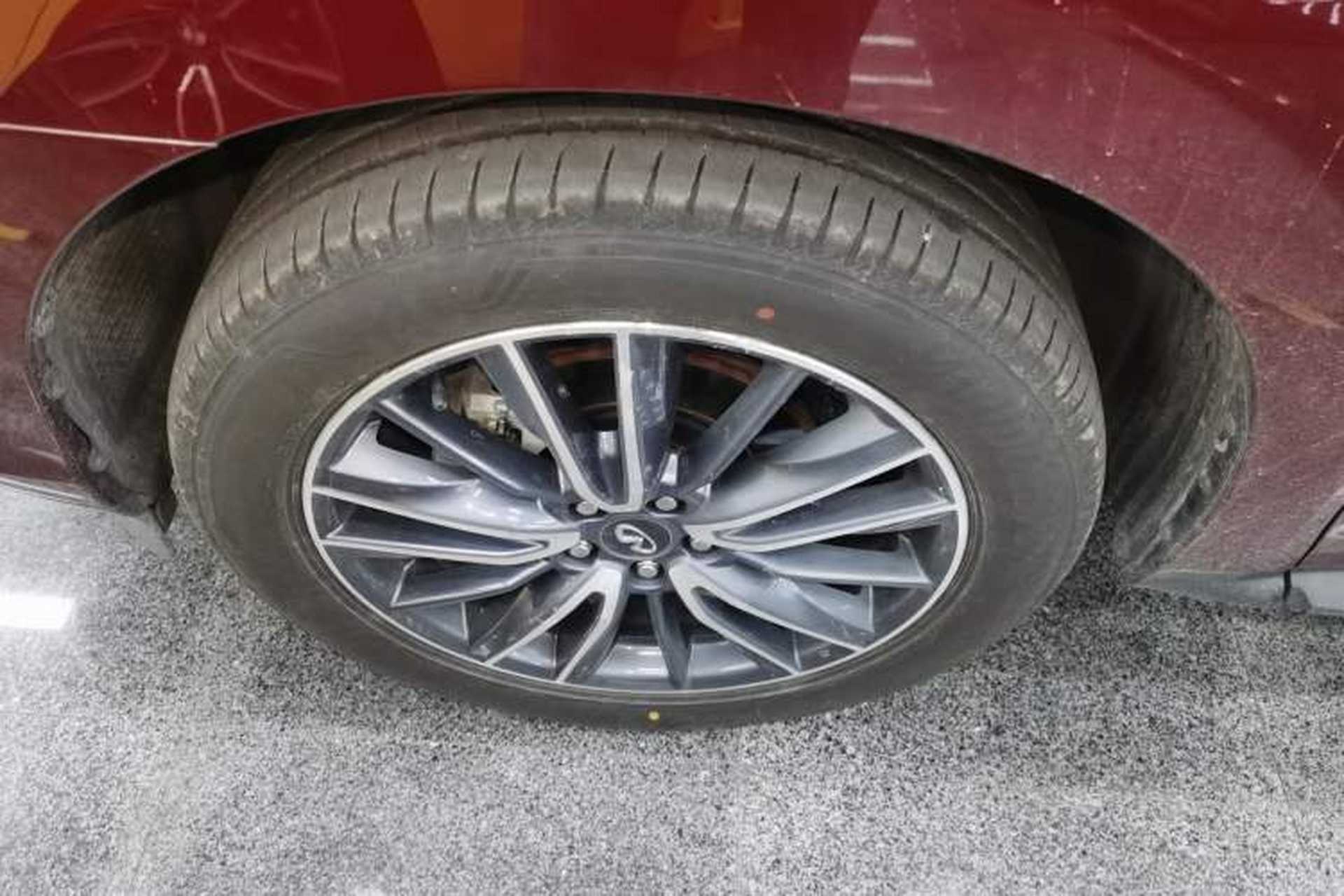 Used Infiniti QX60 2018 2.5 S/C Hybrid Two-Wheel-Drive Excellence Edition China VI Standard Exterior 4