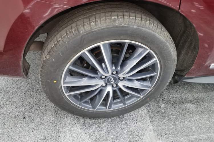 Used Infiniti QX60 2018 2.5 S/C Hybrid Two-Wheel-Drive Excellence Edition China VI Standard Exterior 5