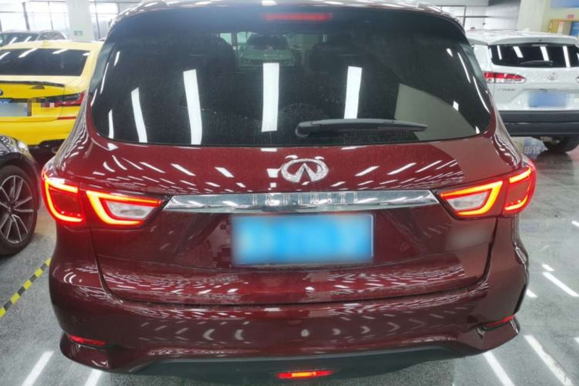 Used Infiniti QX60 2018 2.5 S/C Hybrid Two-Wheel-Drive Excellence Edition China VI Standard Rear