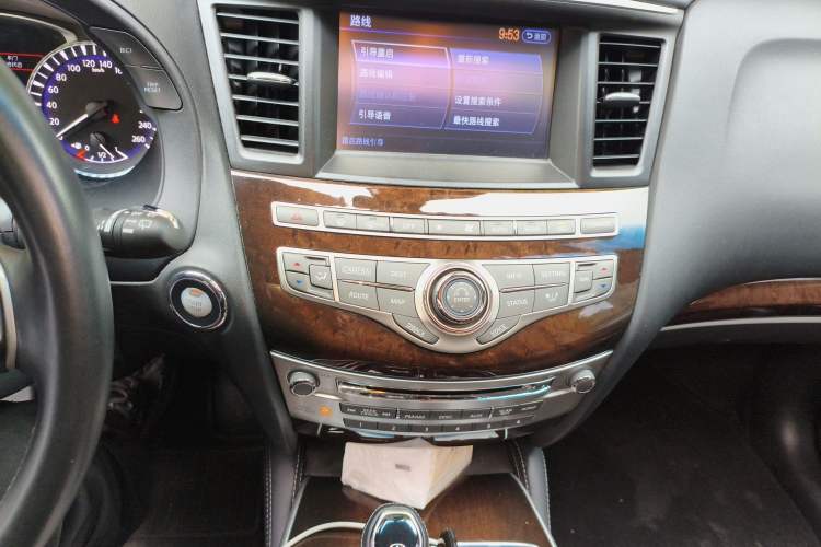 Used Infiniti QX60 2018 2.5 S/C Hybrid Four-Wheel Drive All-Terrain Version China VI Standard Audio And AC Panel