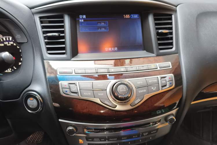 Used Infiniti QX60 2018 2.5 S/C Hybrid Two-Wheel-Drive Champion Family Edition Audio And AC Panel