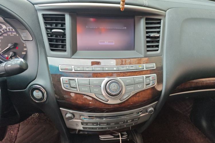 Used Infiniti QX60 2018 2.5 S/C Hybrid Two-Wheel-Drive Champion Family Edition Audio And AC Panel