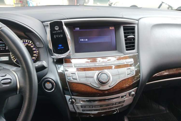 Used Infiniti QX60 2018 2.5 S/C Hybrid Two-Wheel-Drive Champion Family Edition Audio And AC Panel
