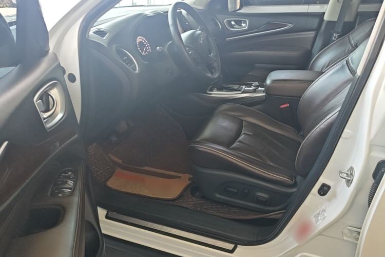 Used Infiniti QX60 2018 2.5 S/C Hybrid Two-Wheel-Drive Excellence Edition China VI Standard Driver Seat